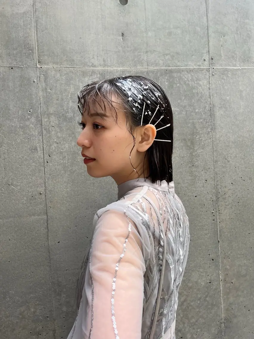 ショート カラー パーマ ヘアアレンジ 結婚式・ブライダル 卒業式のヘアスタイル yoshihama sumireのヘアスタイル
