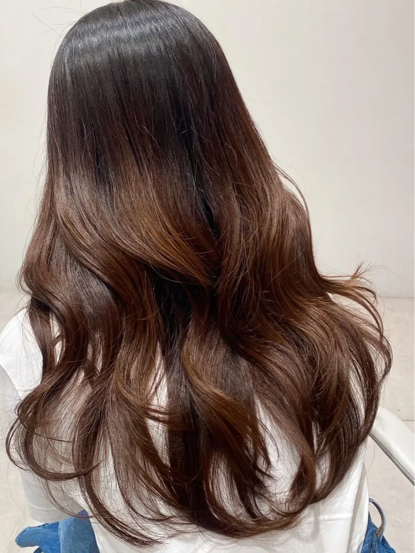 ロング 赤み消し透明感カラー 似合わせ前髪柴田礼空のヘアスタイル