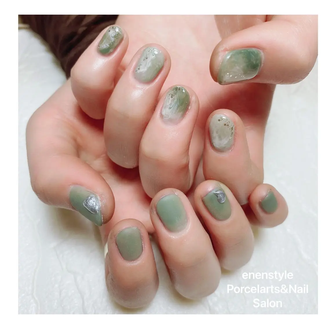 ショート ネイル ハンドネイル 🐾enen style 🐾のネイルデザイン