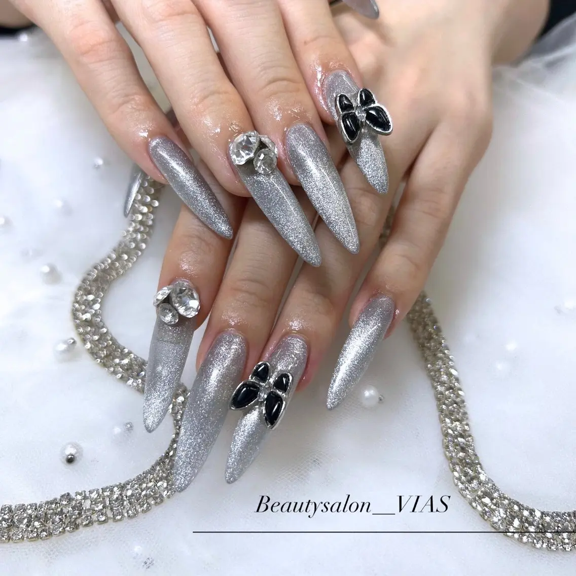 ネイル ハンドネイル VIAS 〜EYE&NAIL〜のマツエク・マツパデザイン