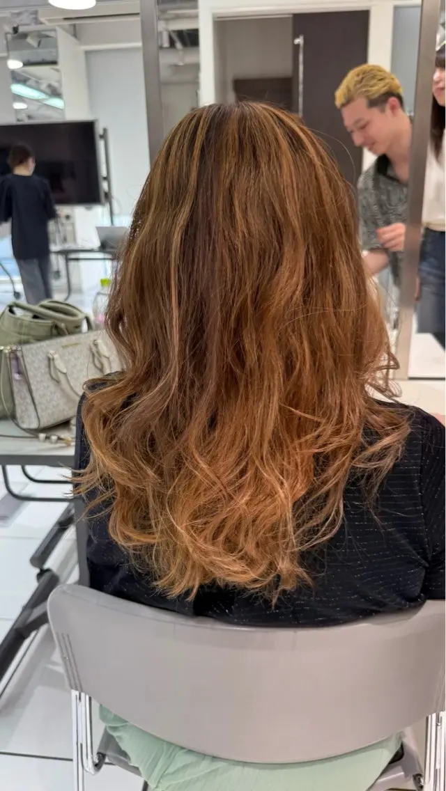ロング カラー ブリーチ デザインカラー ヘアカラー 💫 シュン💫のヘアスタイル