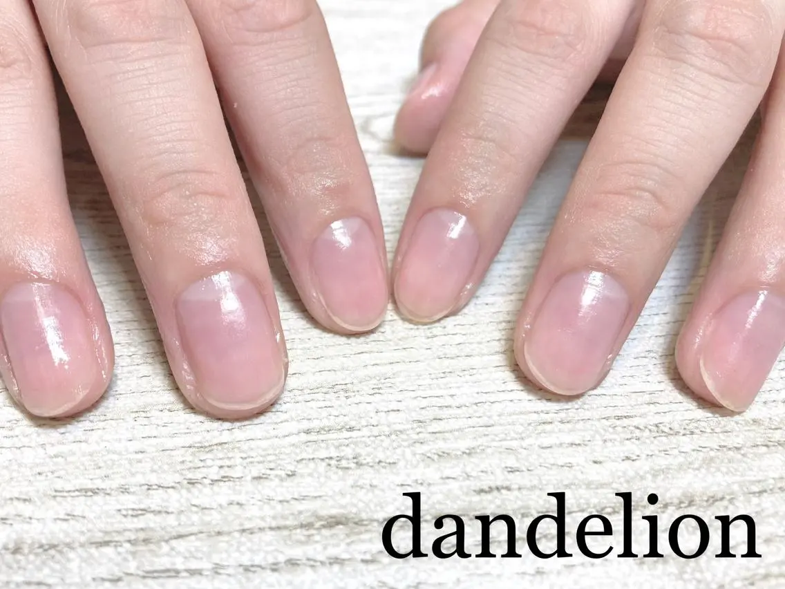 ネイル ハンドケア dandelion ダンデライオンのネイルデザイン