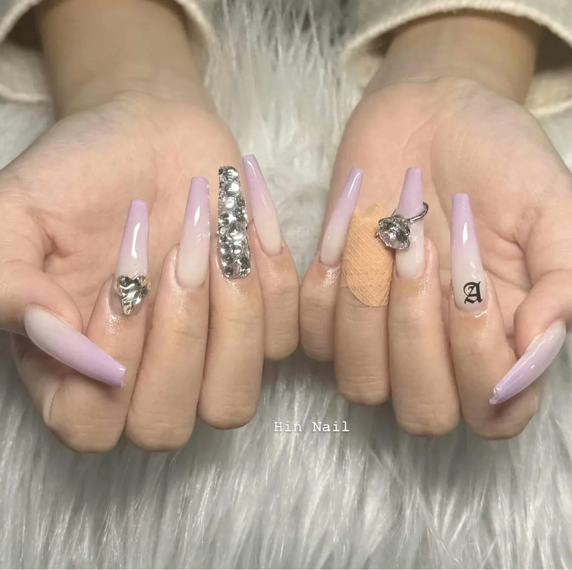 ネイル ハンドネイル HIN NAILのネイルデザイン