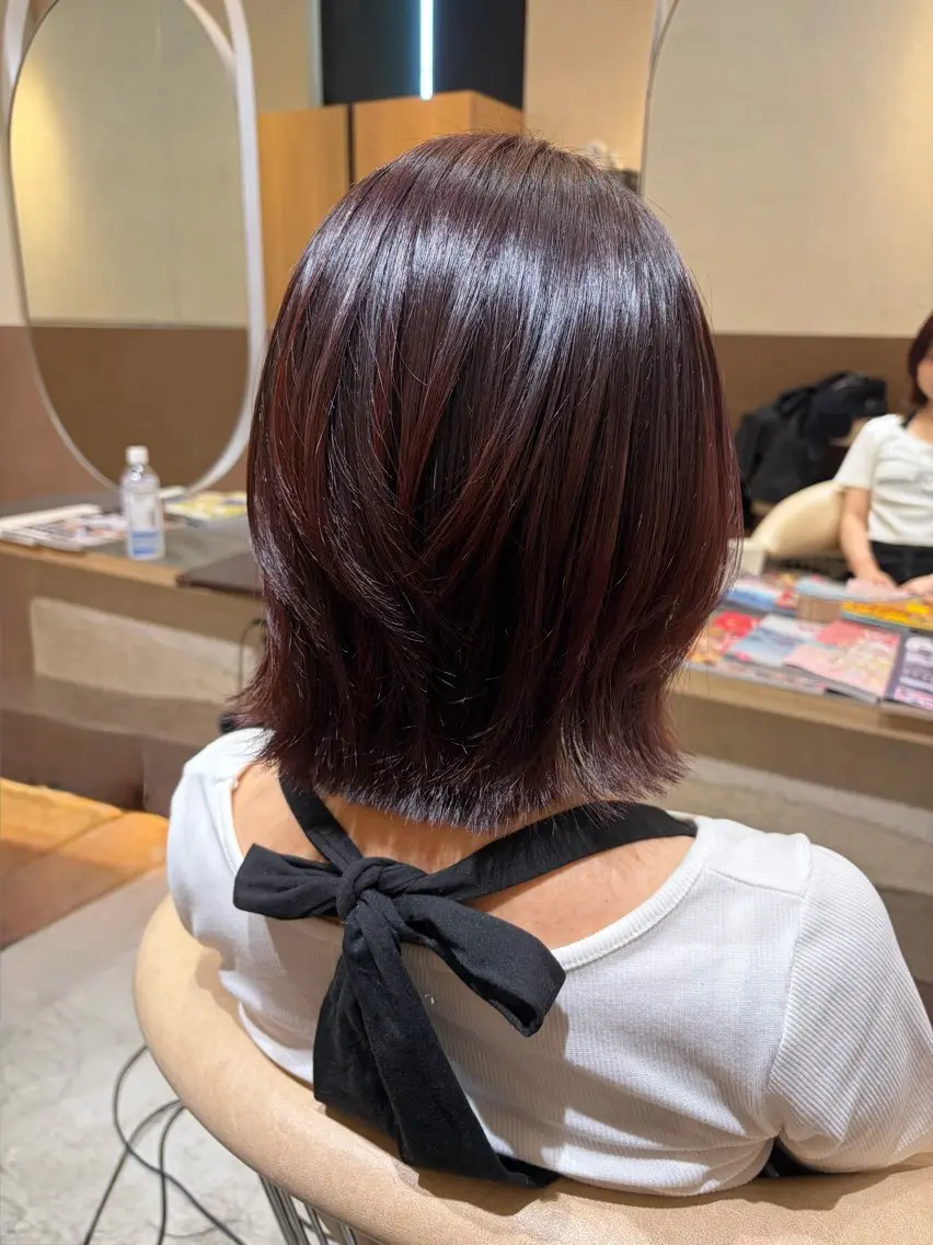 ミディアム ボブレイヤー ボブ レイヤーカット カット ヘアカラー トリートメント 阿部野 明優梨のヘアスタイル