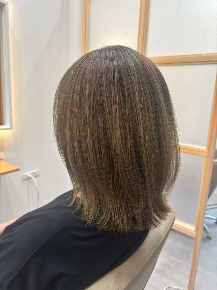 ミディアム カット トリートメント Diaあすみが丘 佐野のヘアスタイル
