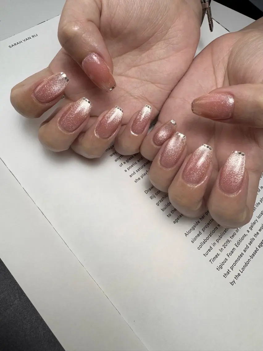 ネイル マグネットネイル ハンドネイル 白日-hakubi nail-のネイルデザイン