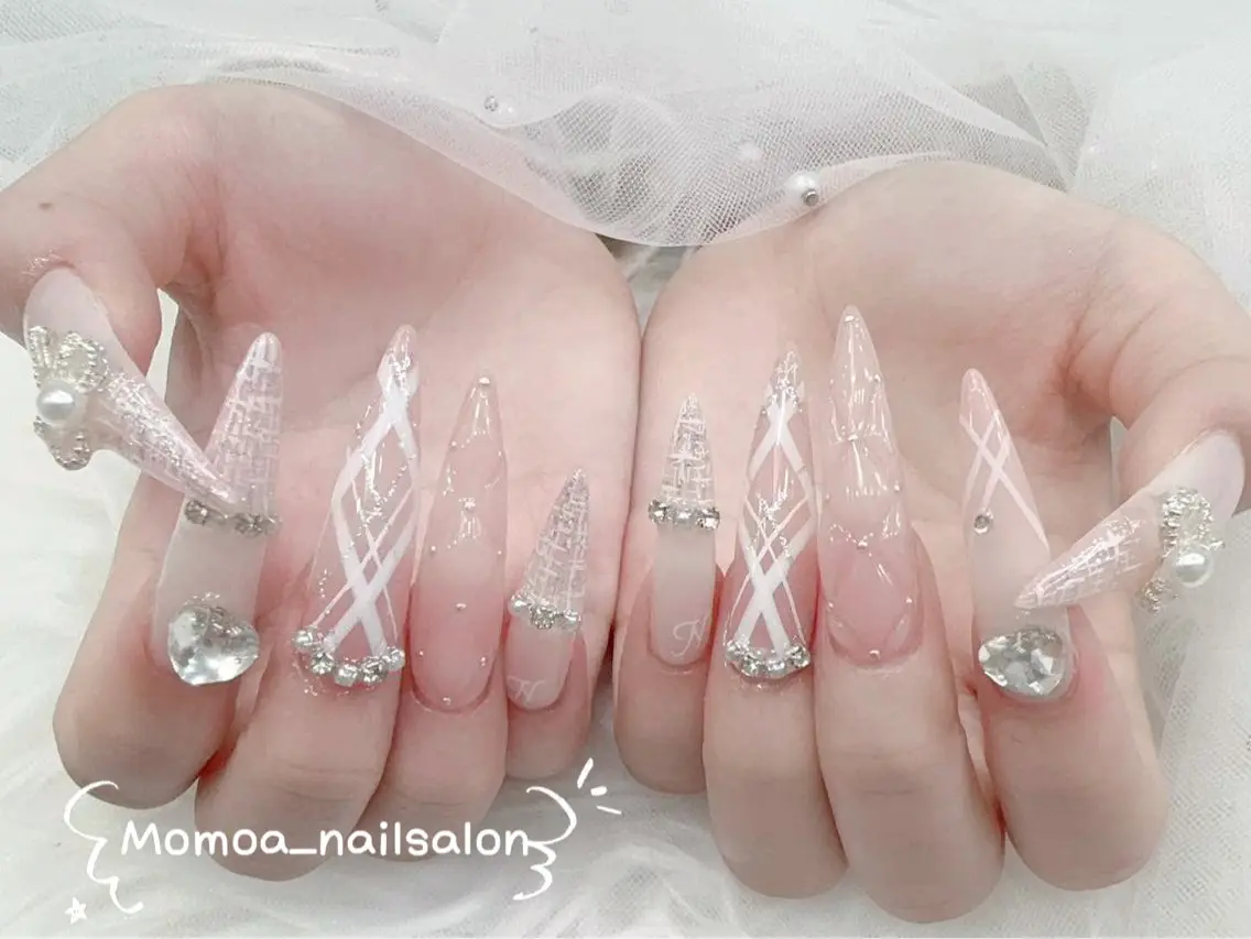 ネイル 成人式 ロングネイル マグネットネイル 大理石ネイル(マーブル) 持ち込み ハンドネイル MoMoA Nail ネイル長さ出し専門店のネイルデザイン