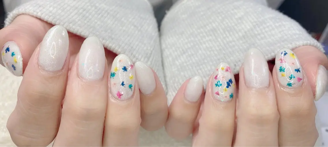 ネイル ニュアンスネイル🌈 MYU Nailsのネイルデザイン