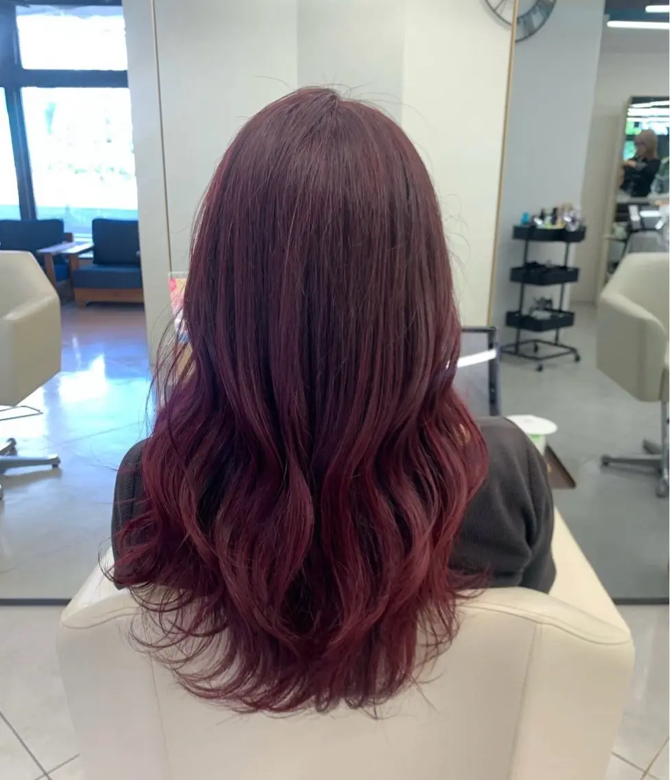 カラー 淺井 子寿々のヘアスタイル