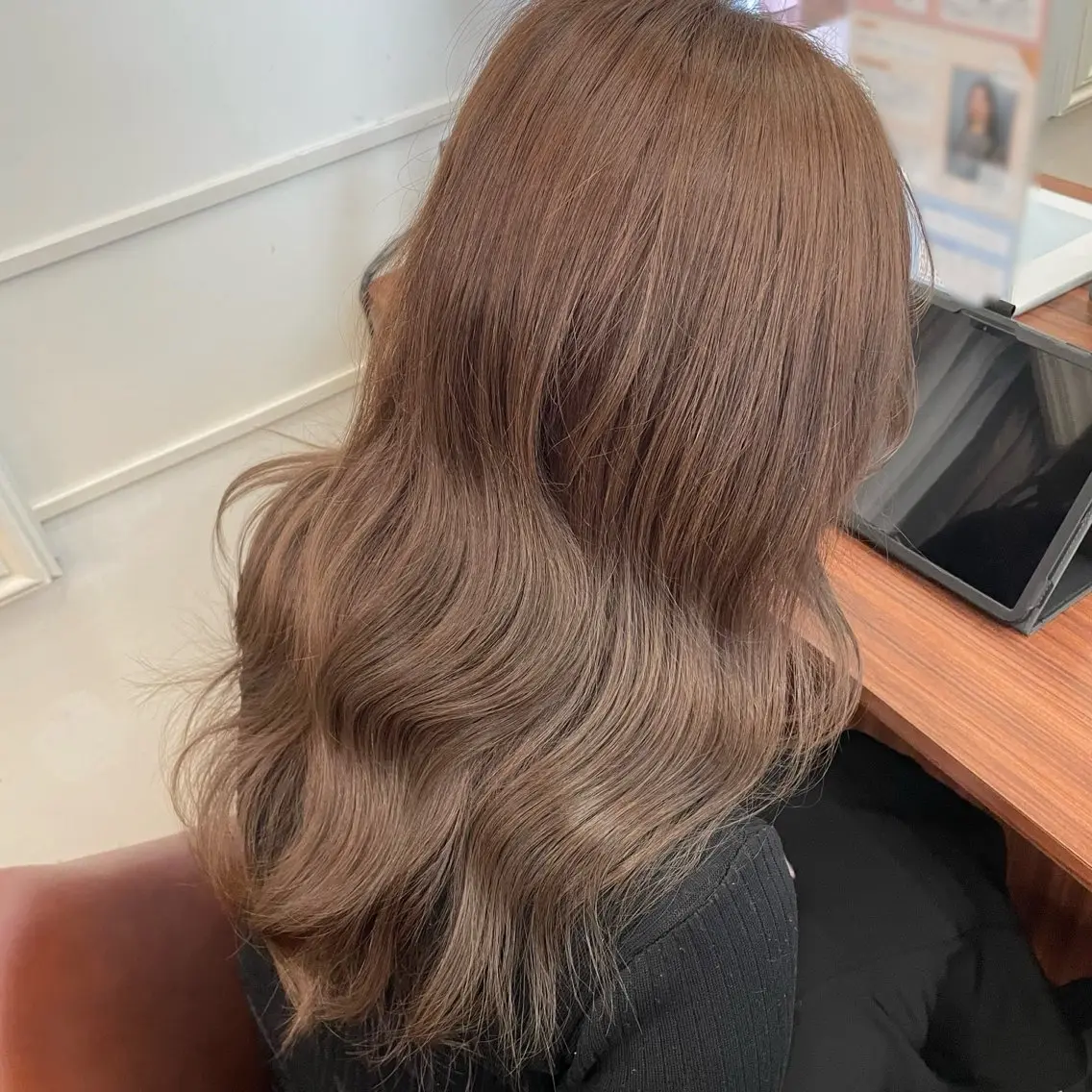 ロング ヘアカラー ❤️スダユキナ❤️ 髪質改善水素カラーのヘアスタイル