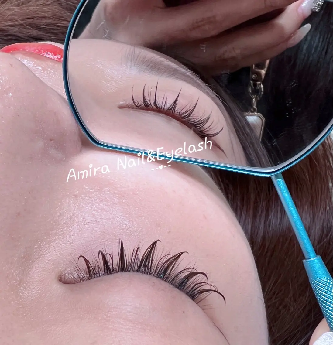 マツエク・マツパ カラーマツエク ワンホンマツエク マツエク Amira アイラッシュのマツエク・マツパデザイン