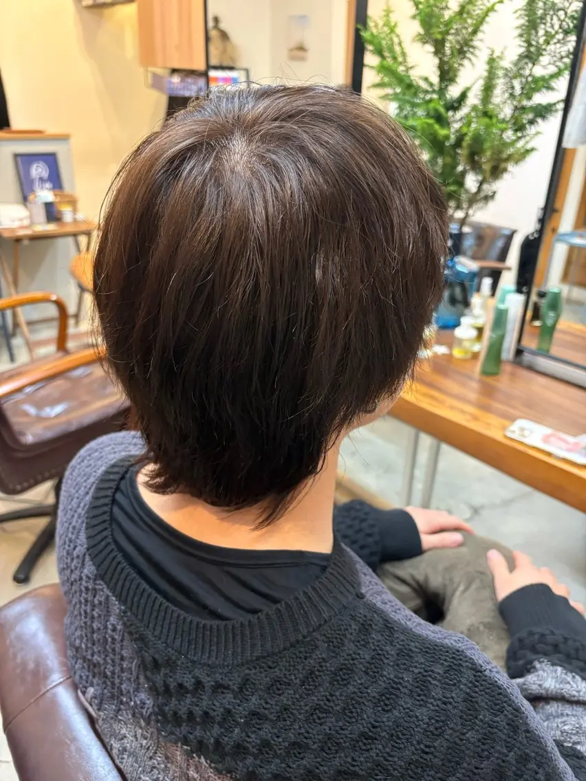 カット+ブリーチなしのワンカラーの写真