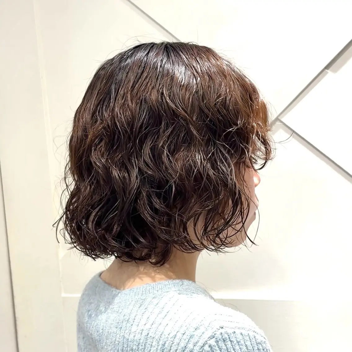 ミディアム パーマ ミディアムパーマ ボブ カット パーマ 横浜パーマ🌐ボブ✨ 暖色カラーもえかのヘアスタイル
