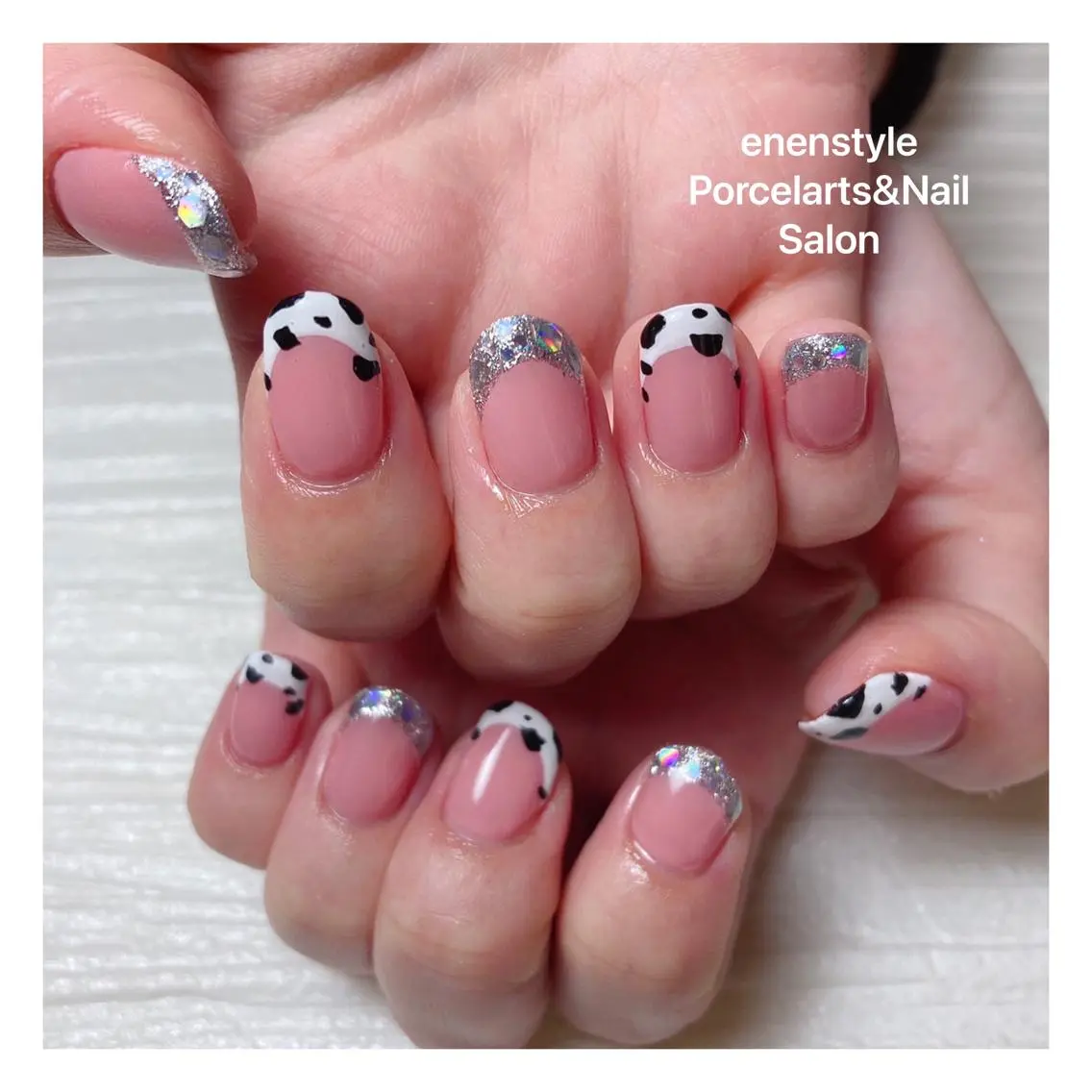 ミディアム ネイル ハンドネイル 🐾enen style 🐾のネイルデザイン