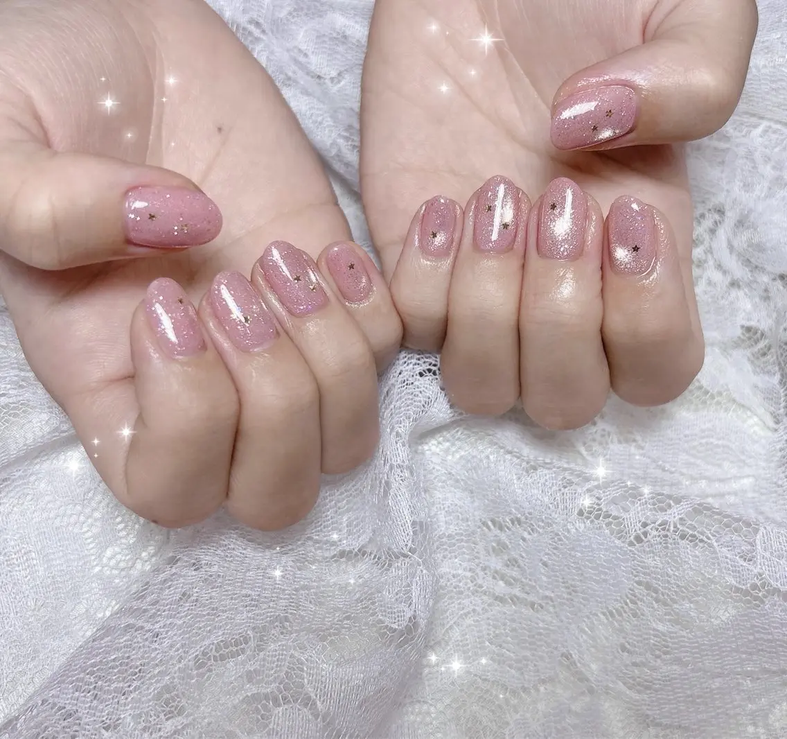 ネイル ホログラムネイル マグネットネイル ピンク ハンドネイル FLARE NAIL フレアネイルのネイルデザイン