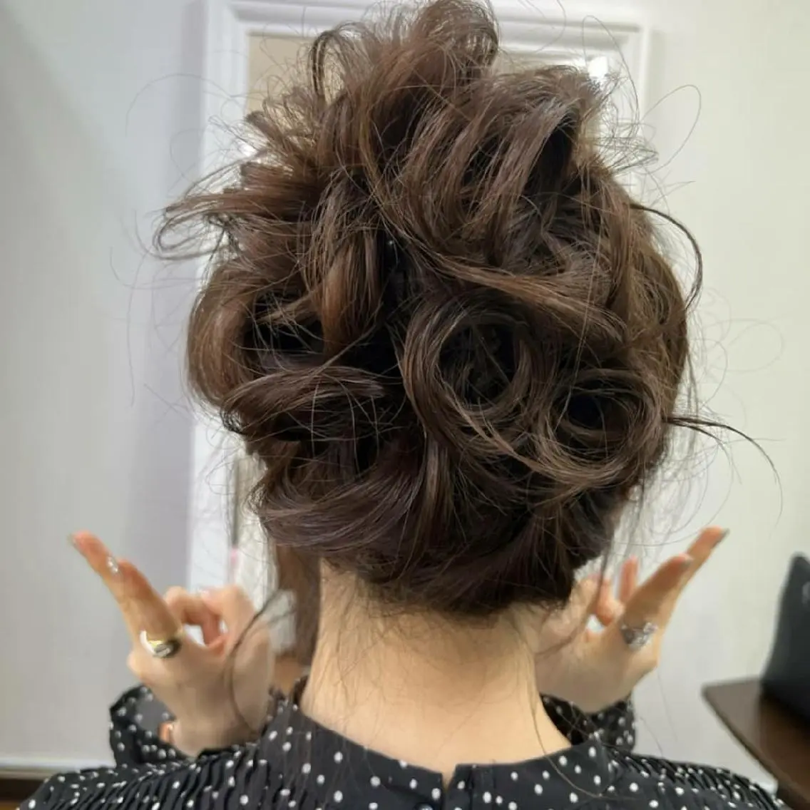 ロング ヘアセット 有沢 聡のヘアスタイル