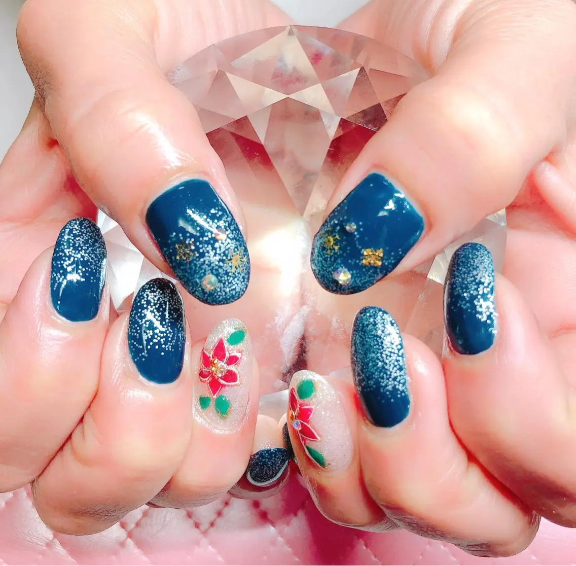 ネイル ハンドネイル CROWN プライベートサロンのネイルデザイン