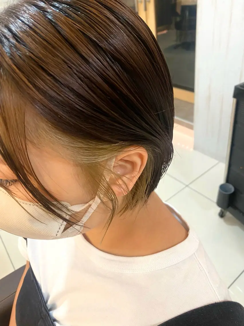 さりげなくオシャレに💓インナーカラー+トリートメントの写真