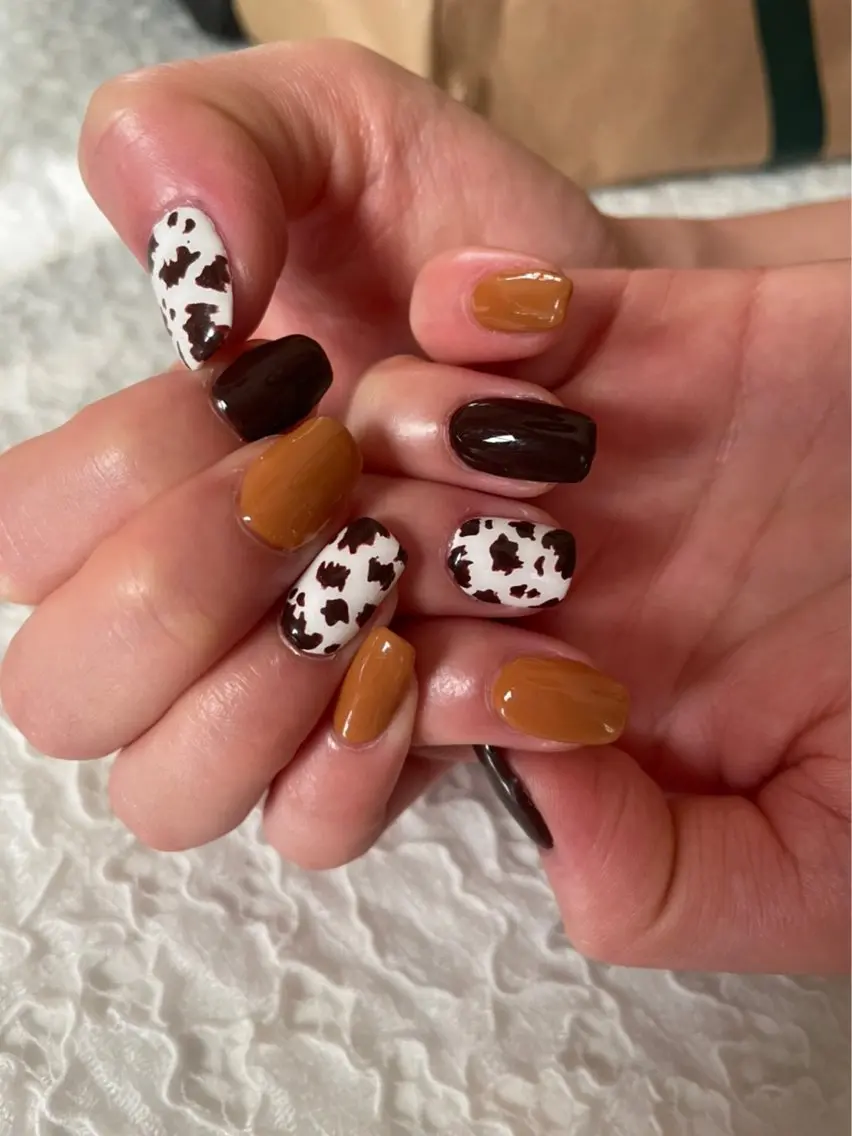 【ソフトジェルオフ込み】フリーアートネイル💅アート目安4本✨の写真