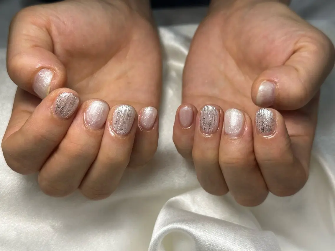 ネイル オーロラネイル フットネイル フレンチネイル ジェルネイル マグネットネイル ハンドネイル kiki nail たまプラーザのネイルデザイン