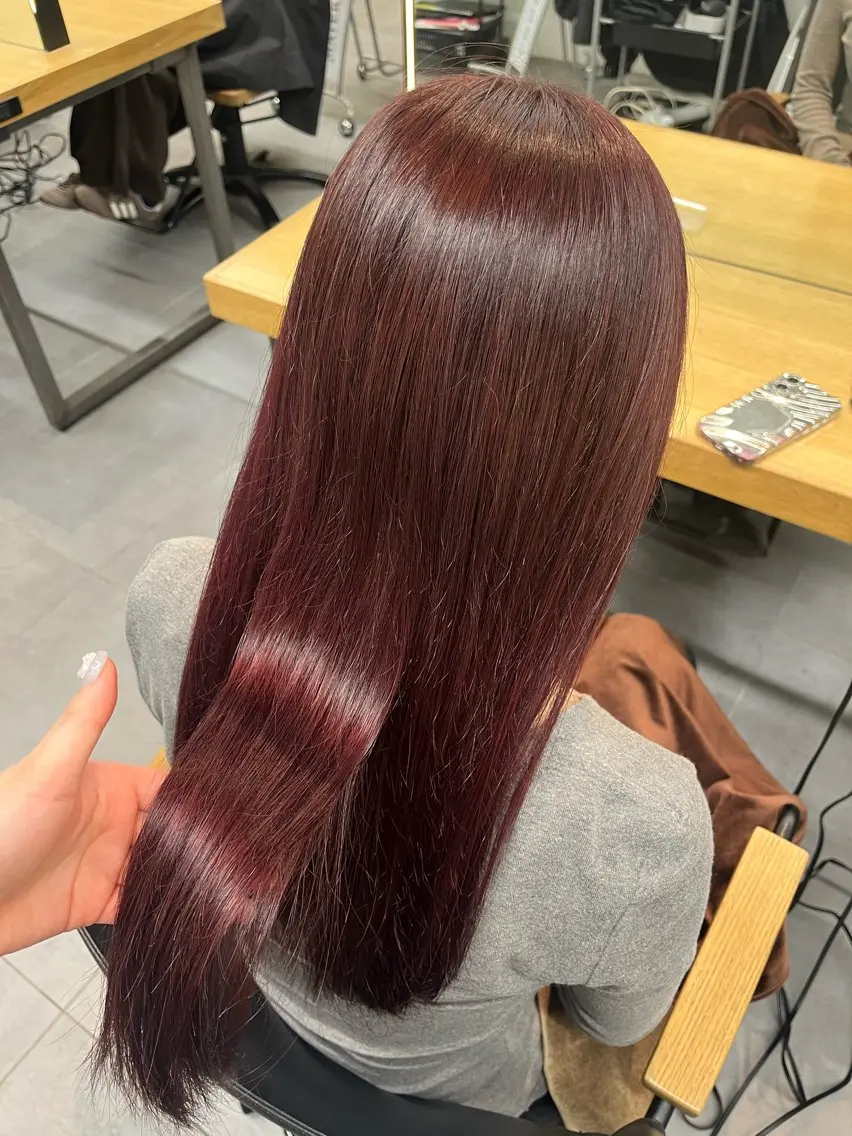 ロング カラー レッドカラー ヘアカラー トリートメント miu / Balance天王寺のヘアスタイル