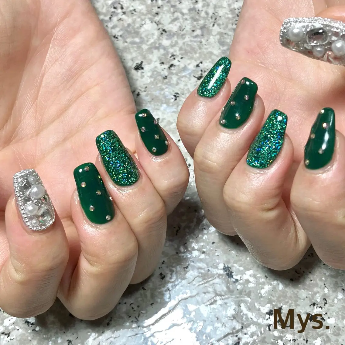 ネイル ハンドネイル Mys. 三上紗紀のネイルデザイン