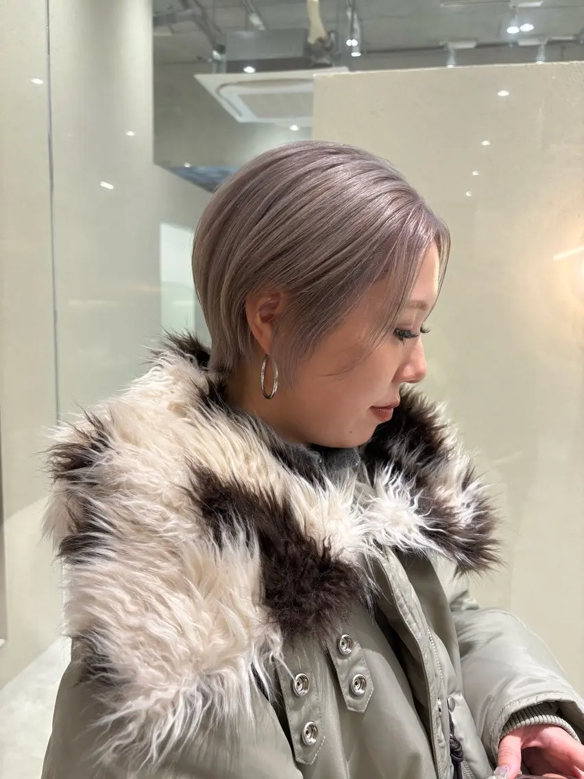 ショート カラー カット ヘアカラー 吉武 茂暉のヘアスタイル