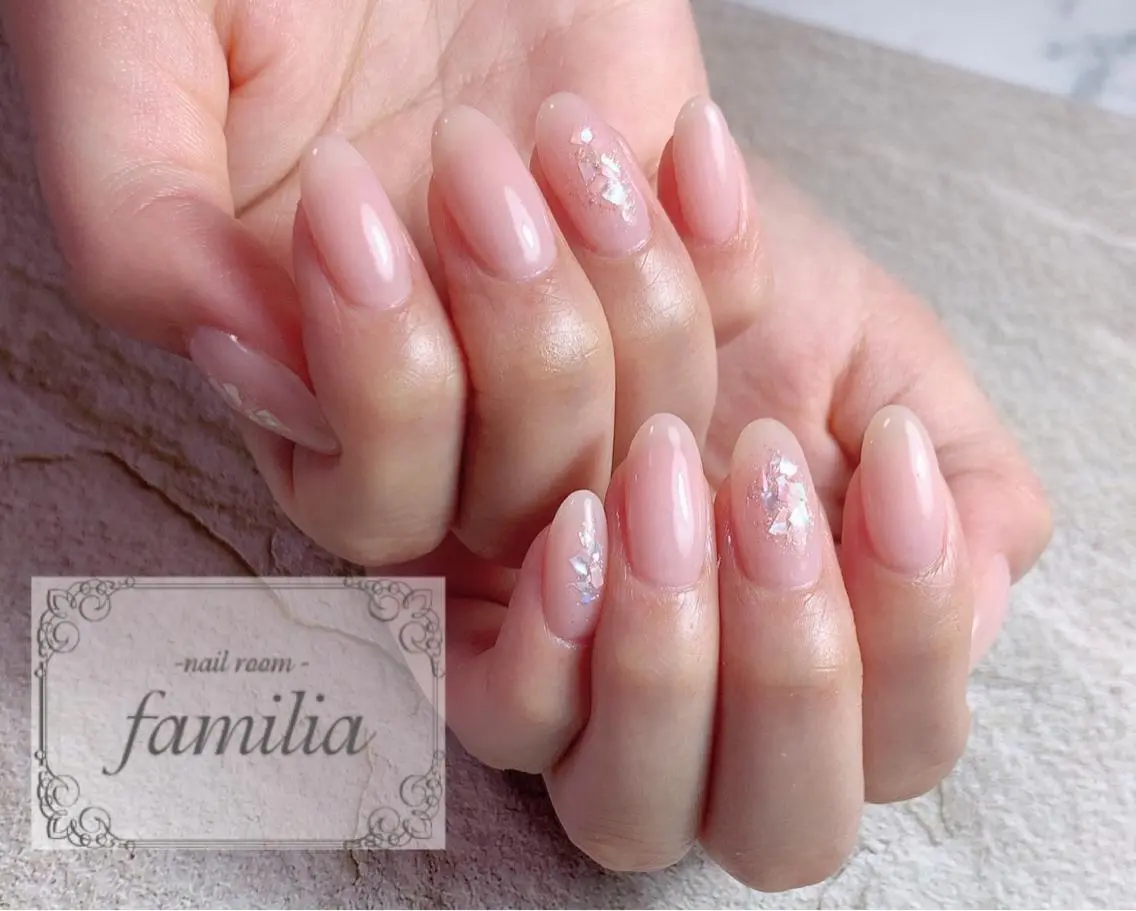 ネイル -nailroom- familiaのネイルデザイン
