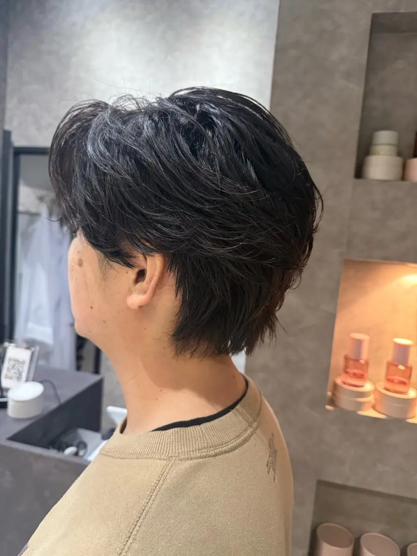パーマ メンズ フェザーパーマ メンズパーマ 本田 有里のヘアスタイル