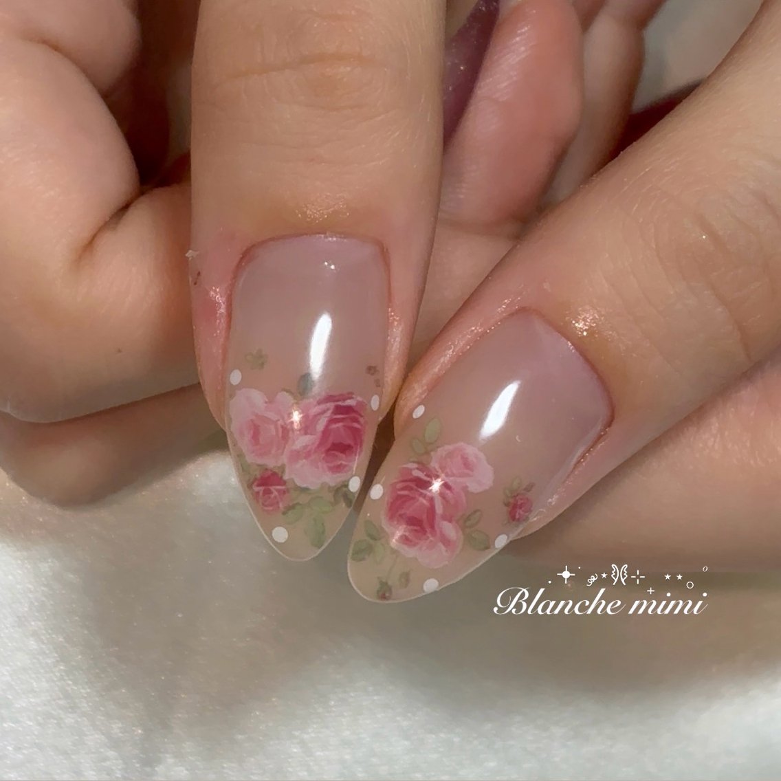 ネイル ハンドネイル Blanche mimi.u_aのネイルデザイン