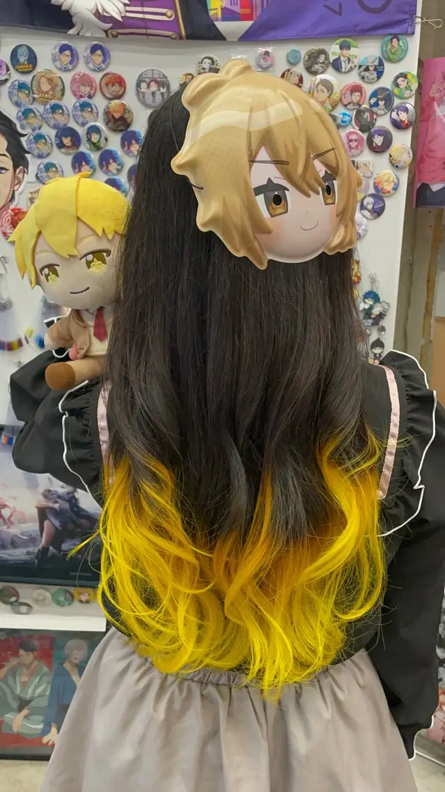 ミディアム カラー グラデーションカラー ヘアカラー インナーカラー 推し ブリーチ 髪質改善のヘアスタイル