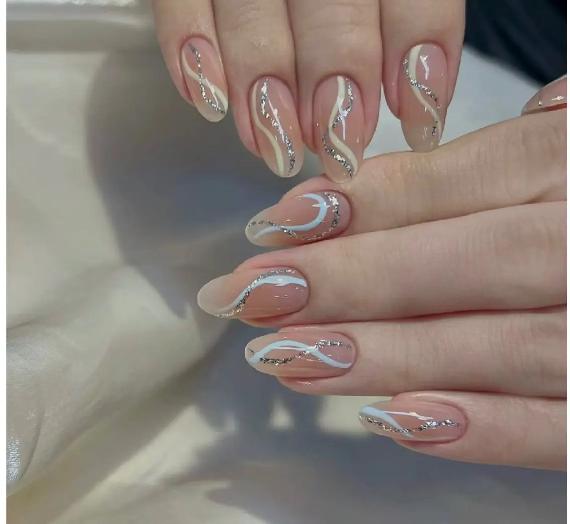 ネイル ハンドネイル エリ🫧 nail池袋東口のネイルデザイン