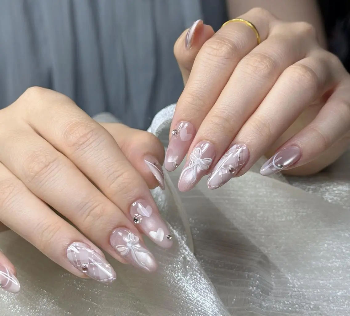 マツエク・マツパ 韓国風マツエク ワンホンマツエク ╹◡╹MimoEye lash🌻Nailのマツエク・マツパデザイン