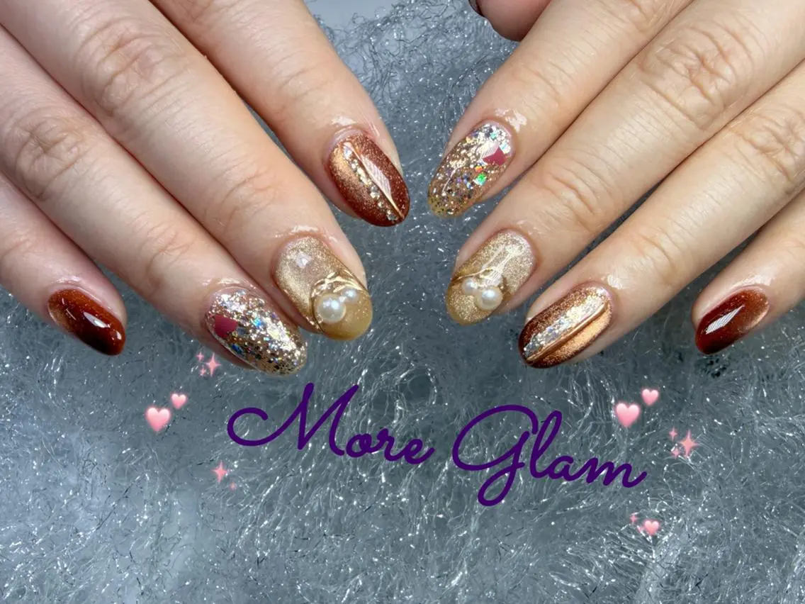 ネイル 長さ出し フットネイル フレンチネイル ジェルネイル ガラスフレンチ MoreGlam Nailsのネイルデザイン