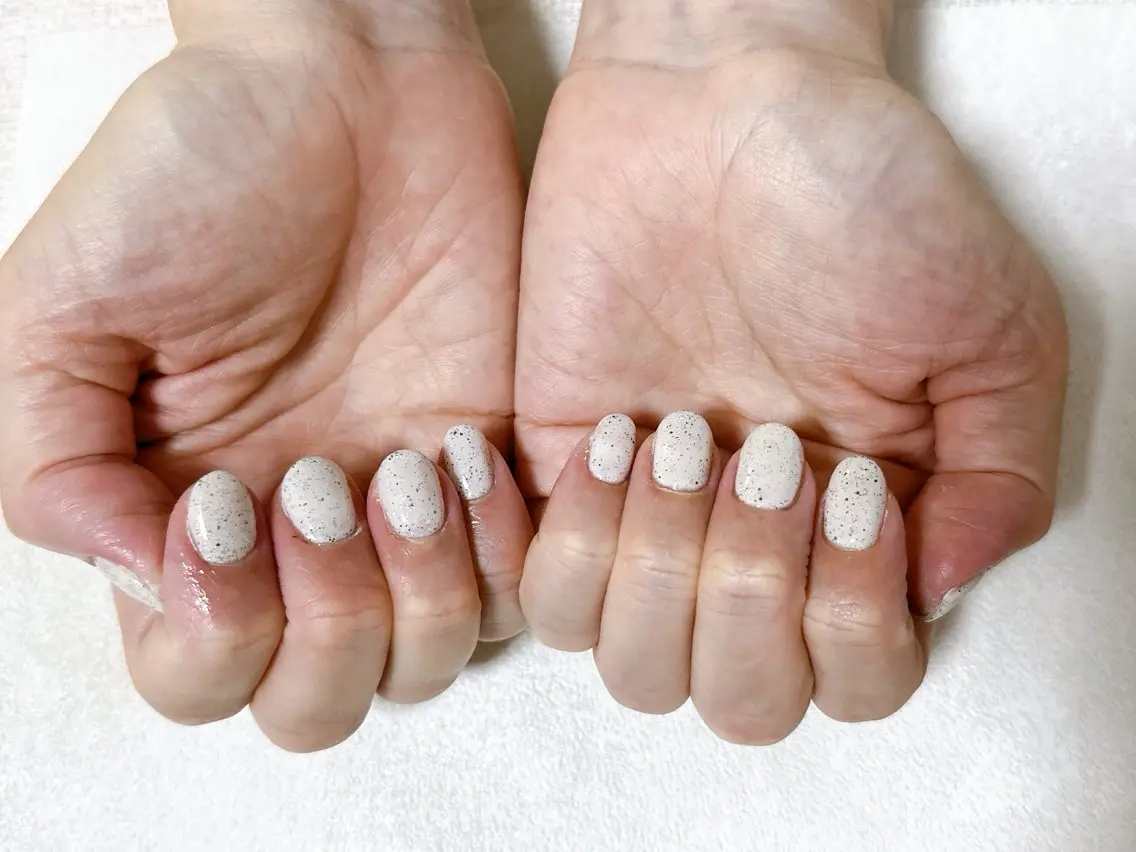 ネイル オーロラネイル フットネイル フレンチネイル ジェルネイル マグネットネイル ハンドネイル mogunail &blowのネイルデザイン