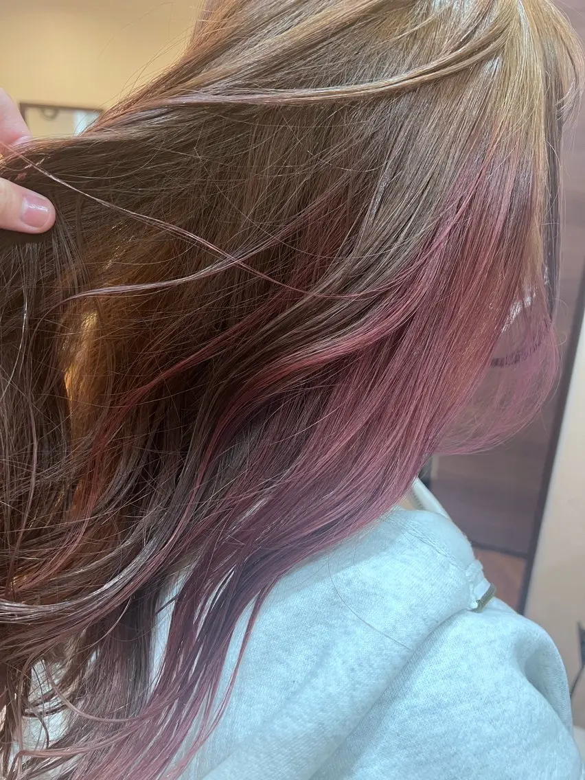 ロング カラー ベージュカラー グレージュ ピンクカラー たけかわ みずきのヘアスタイル