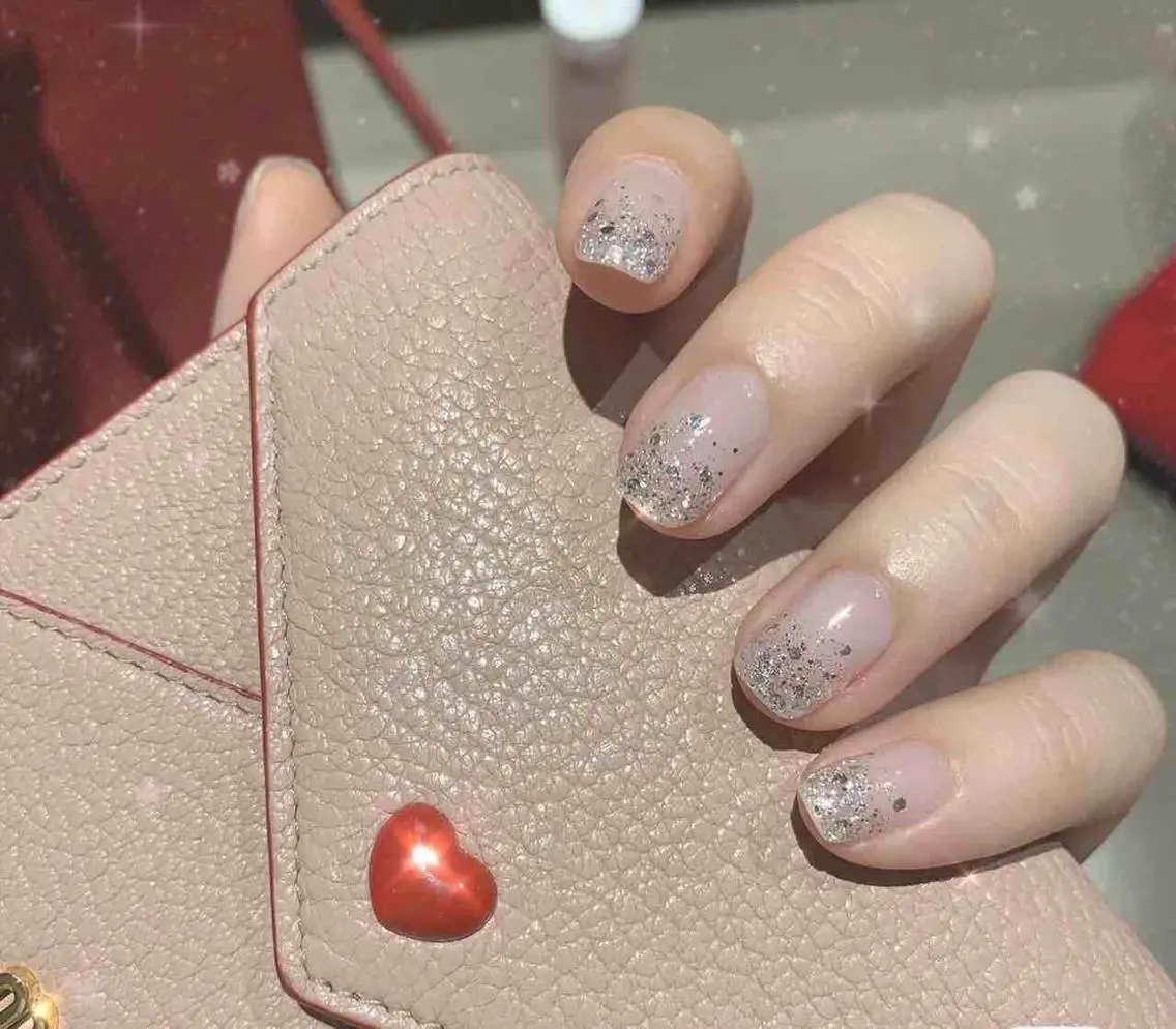 ネイル MoonNail ユリ🌸のネイルデザイン