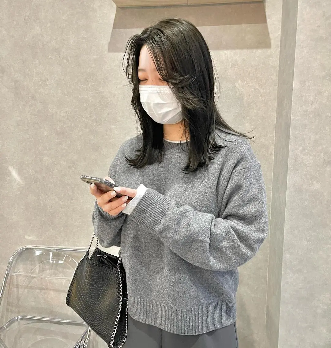 ミディアム 一ノ瀬 暁のヘアスタイル