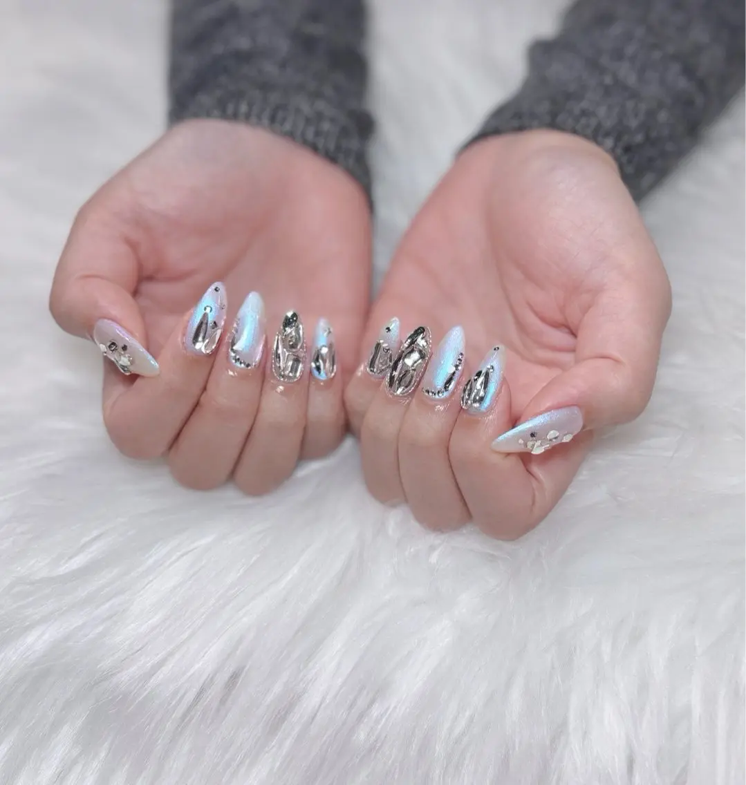 ネイル アートネイル オーロラネイル ジェルネイル 韓国ネイル ロングネイル ハンドネイル Nichi Nailsのネイルデザイン