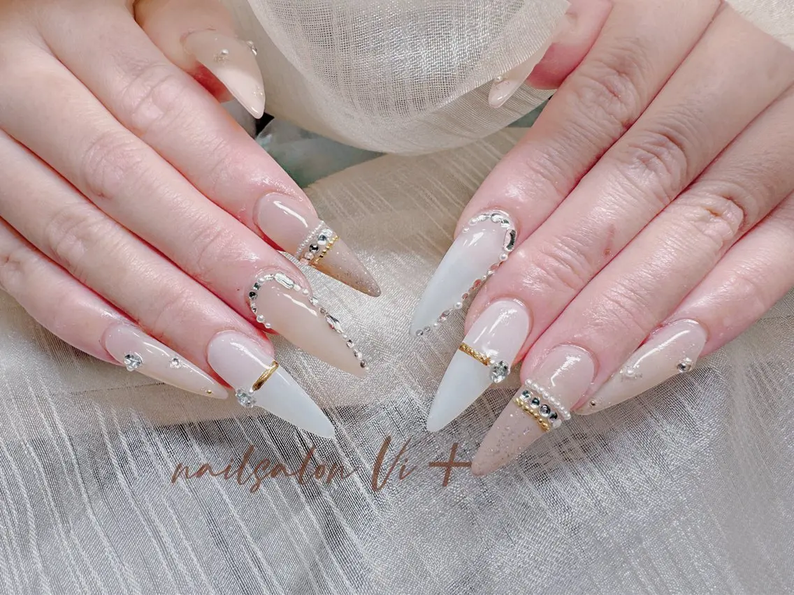 ネイル ハンドネイル ✨Nailsalon Vi+✨のネイルデザイン
