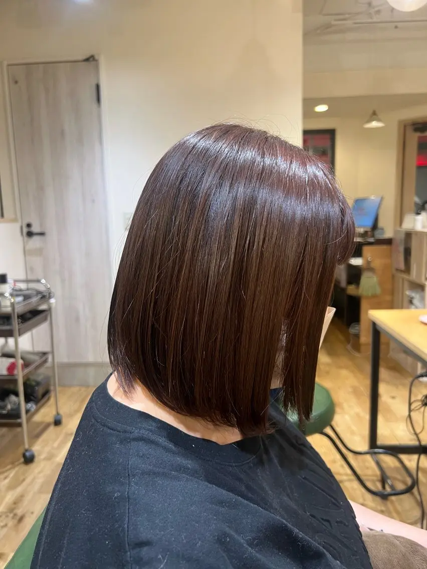 カラー カット 艶カラー🫧 推しカラー🧸楽歌のヘアスタイル
