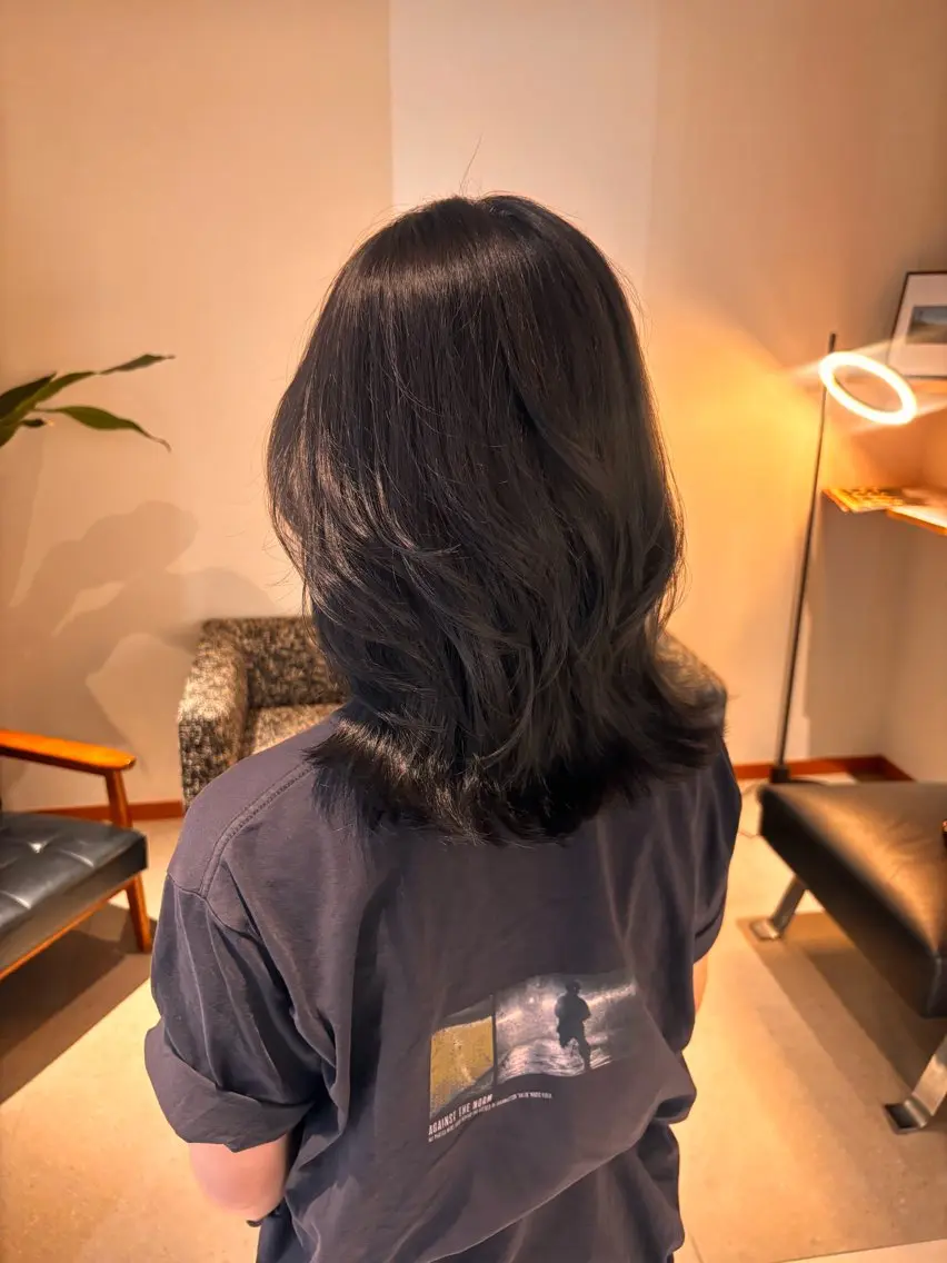セミロング カラー 透明感カラー 髪質改善 レイヤーカット 似合わせカット カット ヘアカラー トリートメント RABU 髪質改善/ 縮毛矯正/名古屋伏見のヘアスタイル