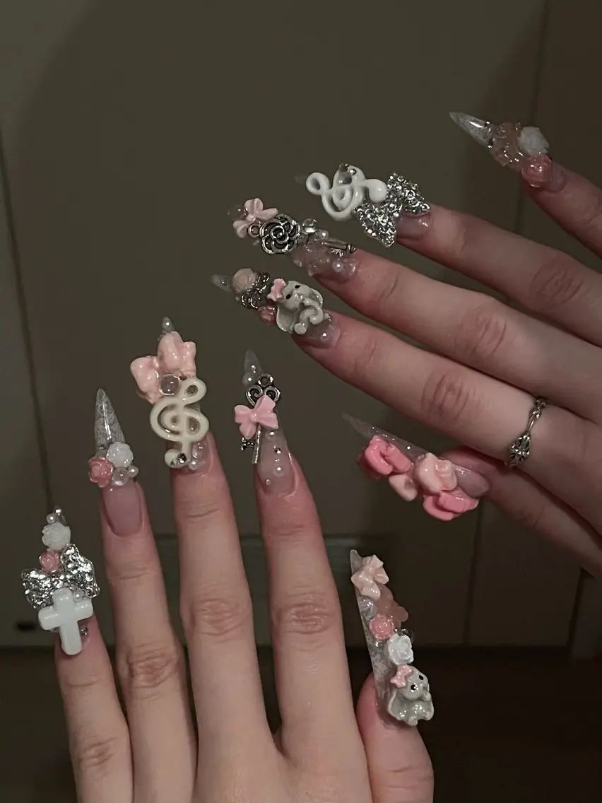 ネイル ハンドネイル すず/ Betty Nailのネイルデザイン