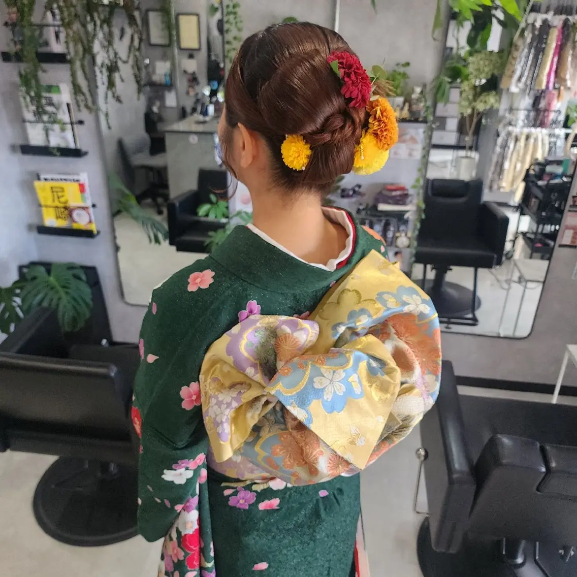 ヘアアレンジ 成人式 卒業式のヘアスタイル ESTELA... OHARA のヘアスタイル