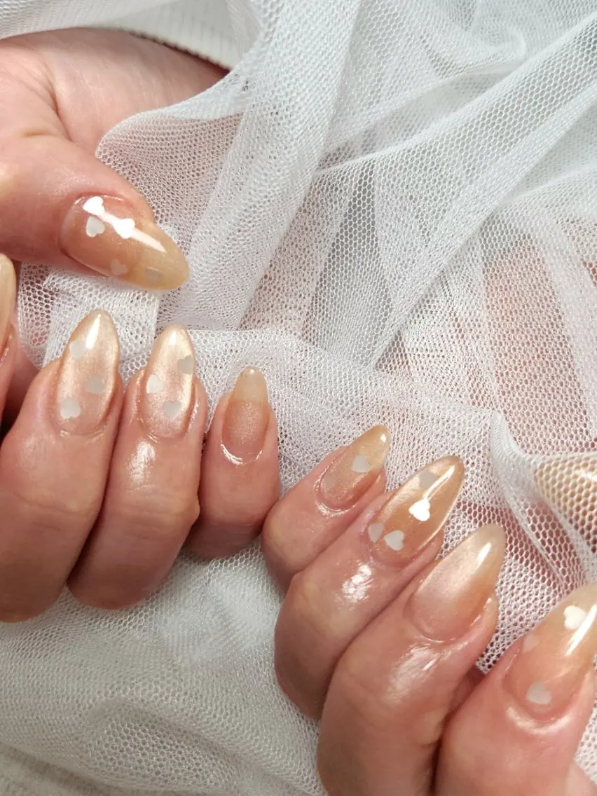 ネイル ハート ホログラムネイル 氷ネイル・うるうるネイル キラキラネイル 韓国ネイル Nailroom3  古屋のネイルデザイン