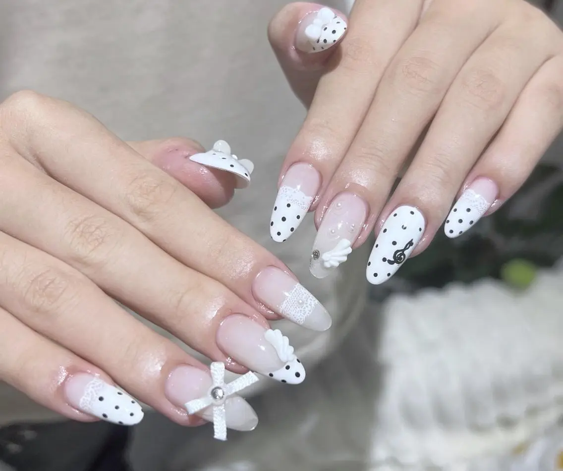 ネイル ハンドネイル TiTi Nail🫧のネイルデザイン