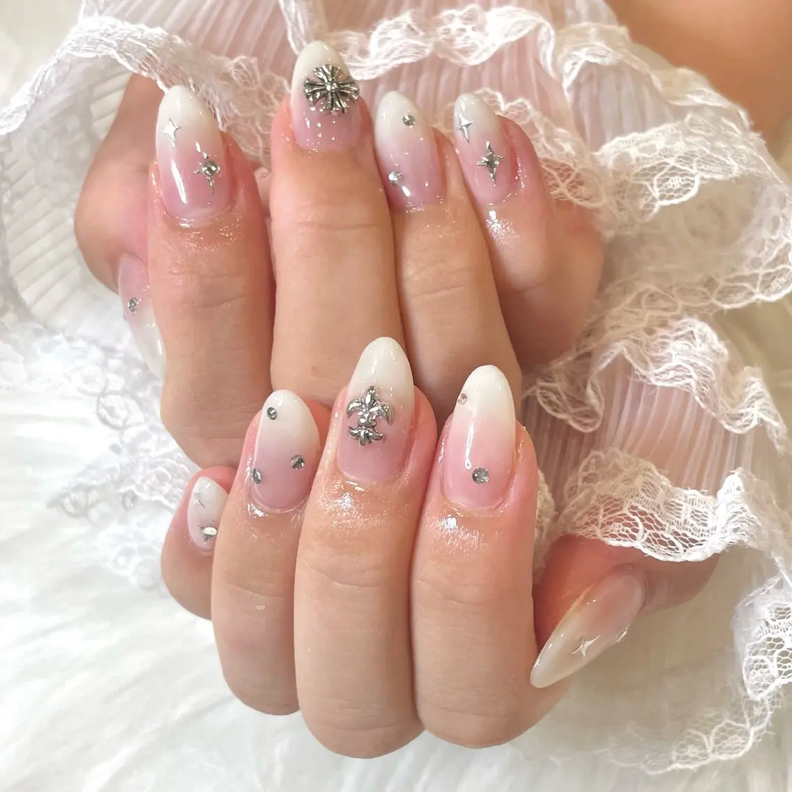 ネイル yurika 🌷.*･ﾟのネイルデザイン