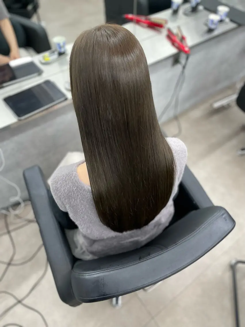ロング カット ヘアカラー トリートメント CYNTHIADUE 店長｜ IRISUのヘアスタイル