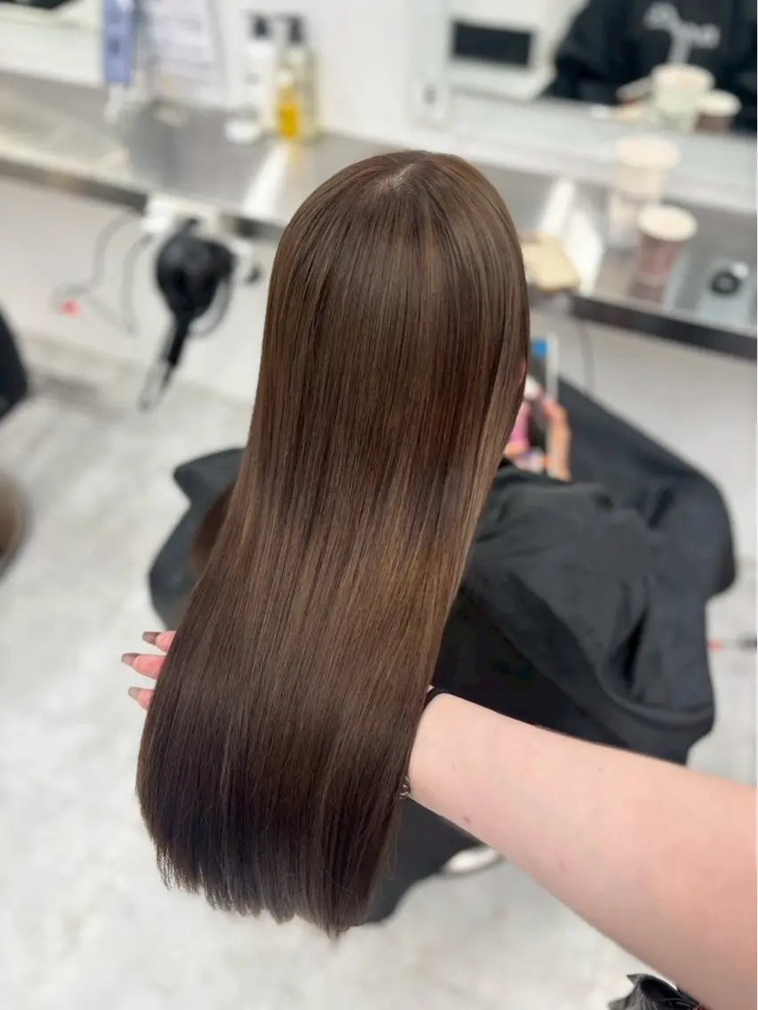 ロング カラー カット ヘアカラー 上品モテヘア🩶 karen🩶のヘアスタイル