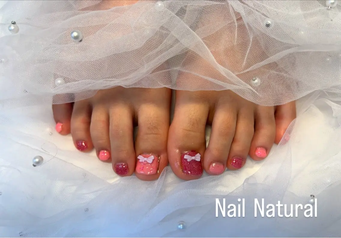 ネイル フラッシュネイル フットネイル フレンチネイル ジェルネイル ガラスフレンチ Nail salon Natulalのネイルデザイン